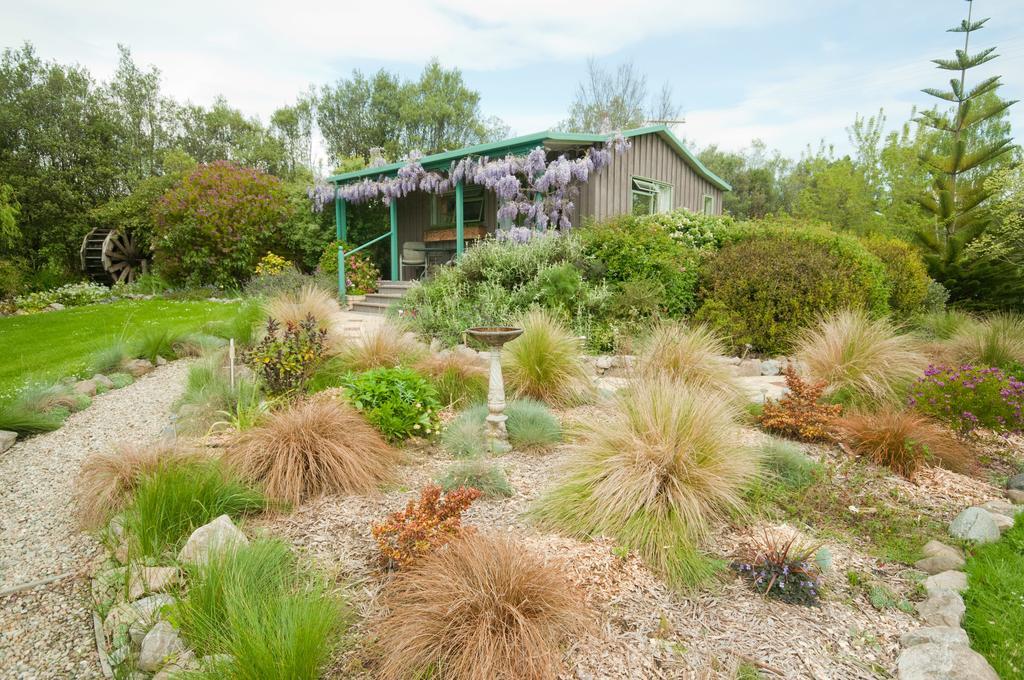 Waterwheel Cottage Upper Moutere Exterior photo