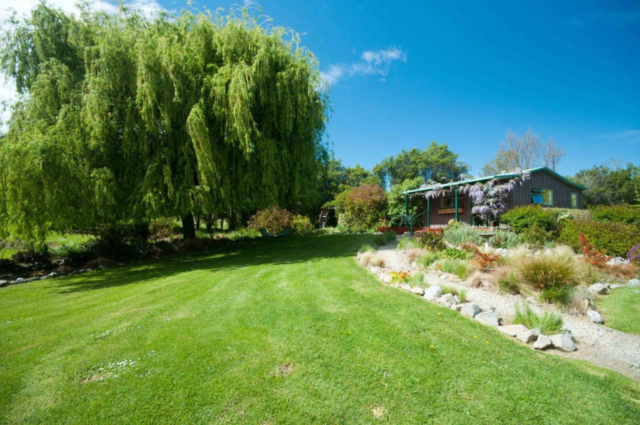 Waterwheel Cottage Upper Moutere Exterior photo